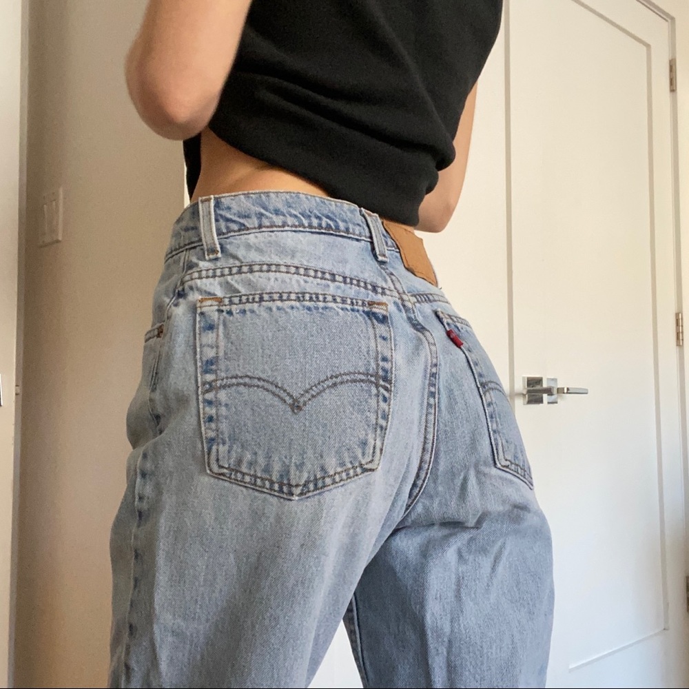 SOLDVintage High Waisted Levi 550s